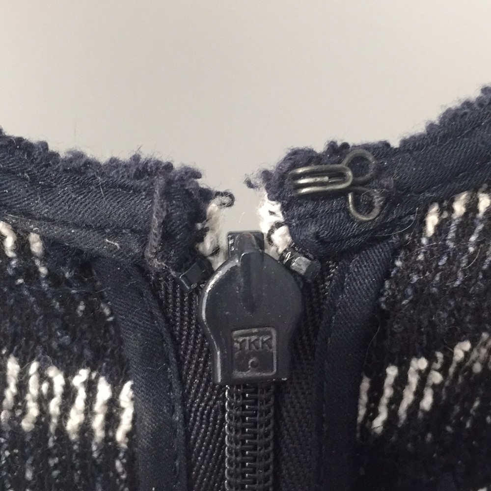 Size 2 Fit & Flare Navy Striped Theory Dress - Picture 4 of 6